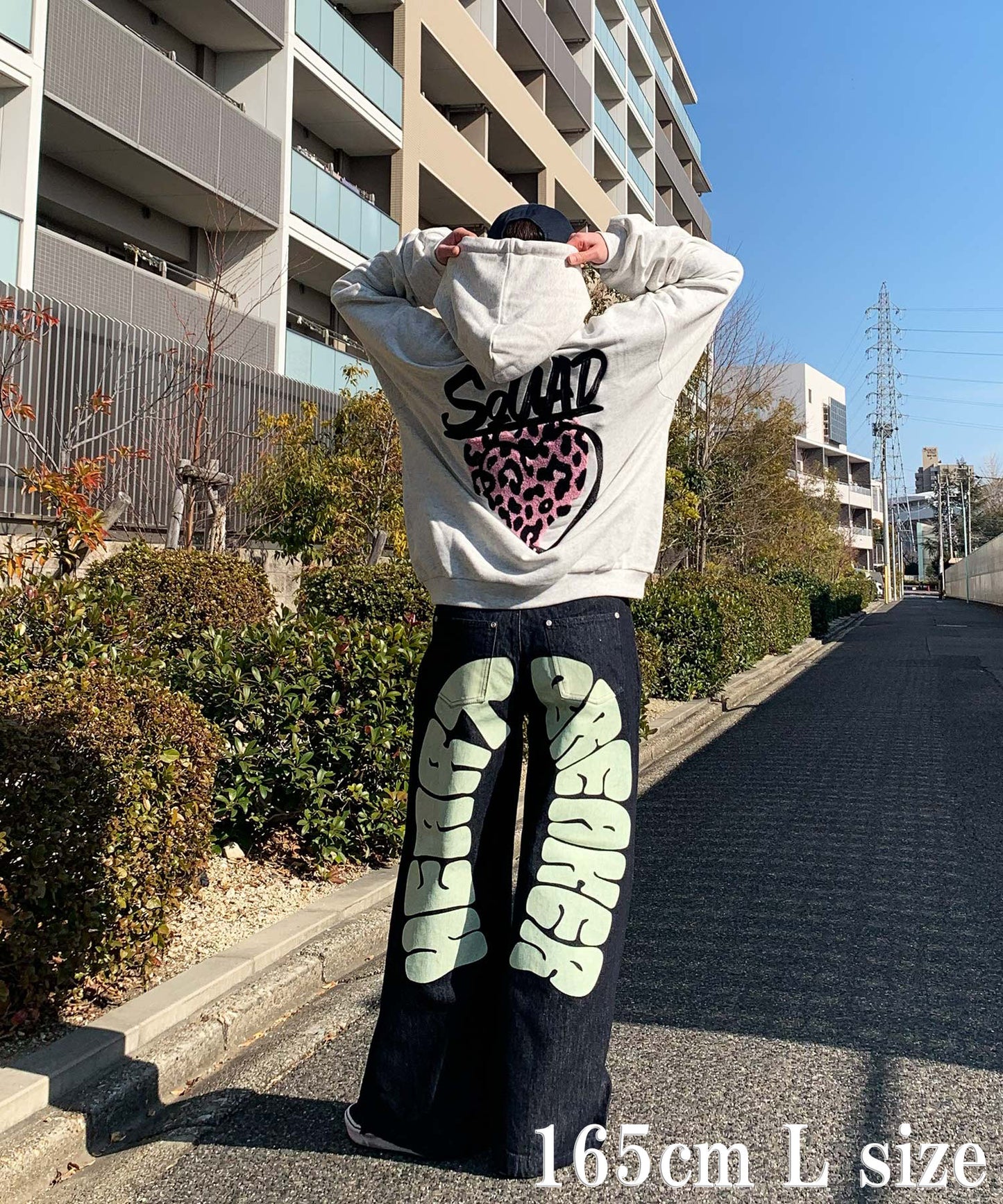 バックアーチロゴデニムパンツ