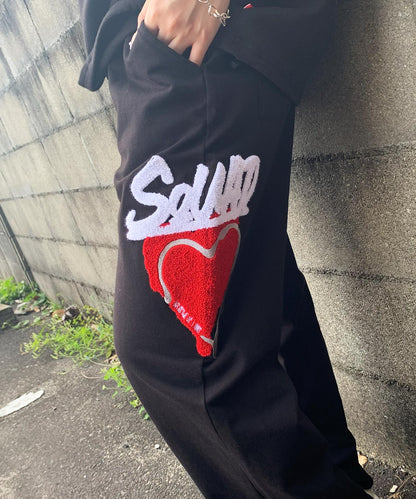 ハートサガラ刺繍スウェットパンツ