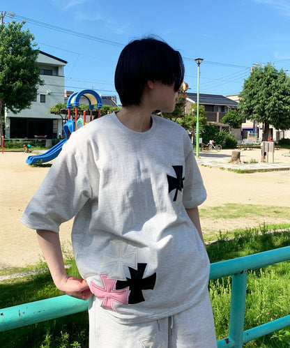 アイアンクロスPUアップリケ半袖Tシャツ