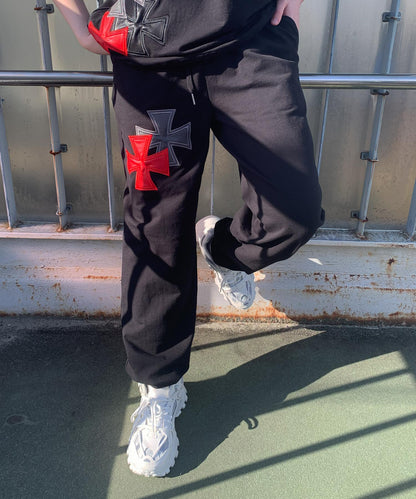アイアンクロスPUアップリケスウェットパンツ