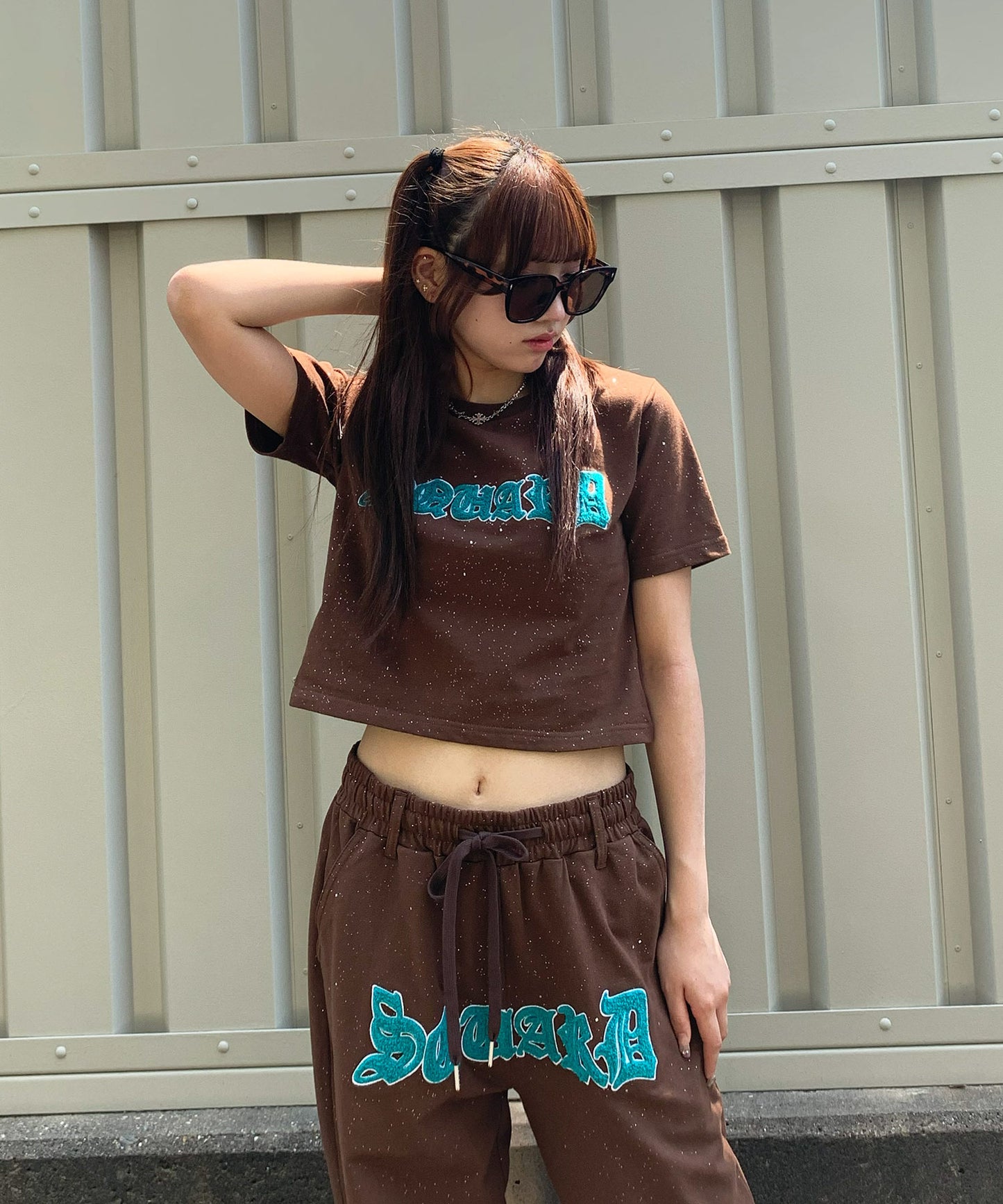 グリッターラメサガラ刺繍半袖Tシャツ