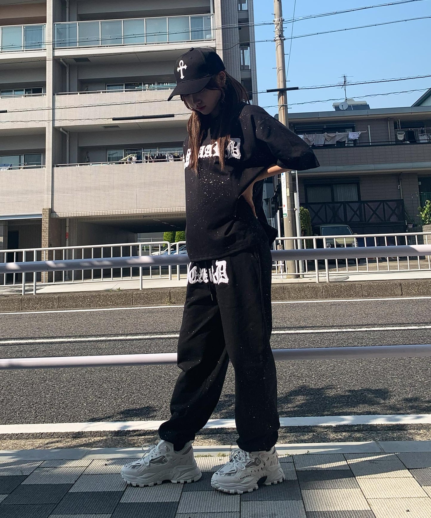 グリッターラメサガラ刺繍セットアップ