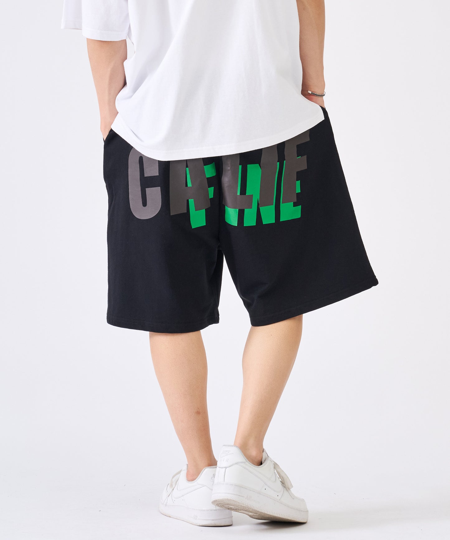 ハートラインストーンショートパンツ