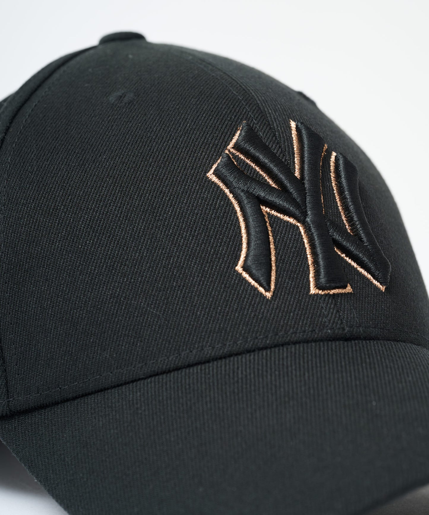 【日本未発売商品】MLB Korea ダイヤモンド刺繍ロゴパッチベースボールキャップ