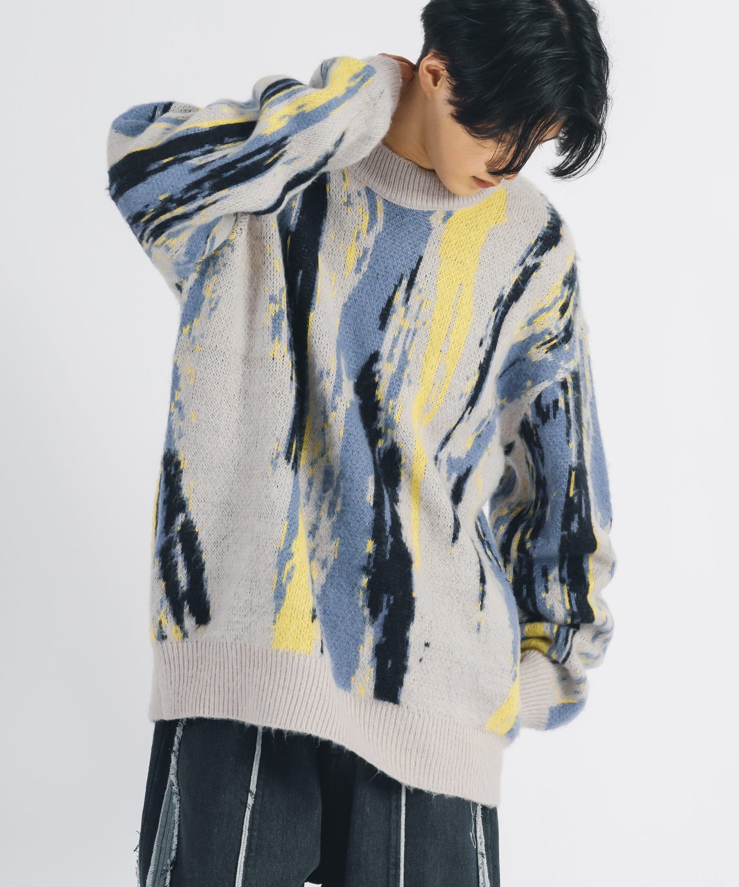 モヘアタッチ総柄クルーニット