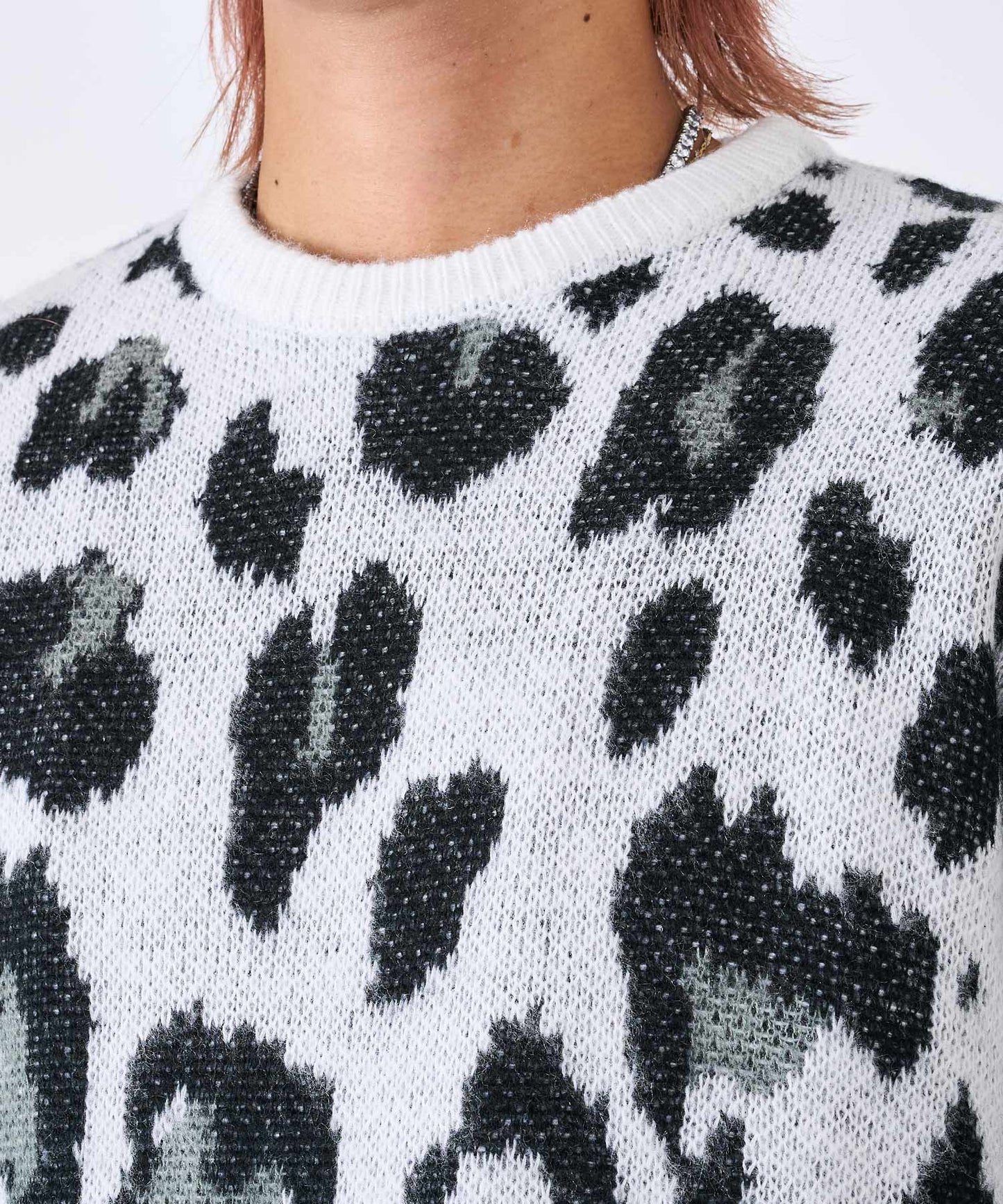 モヘアタッチレオパードニット