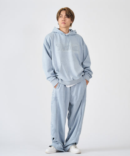 カットスエード　クロスエンボス セットアップ