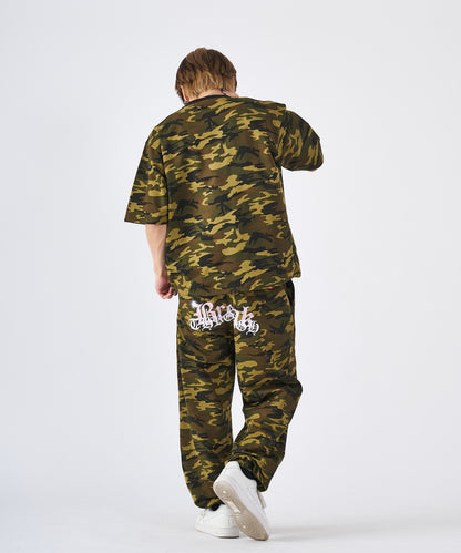 ロゴ刺繍セットアップ