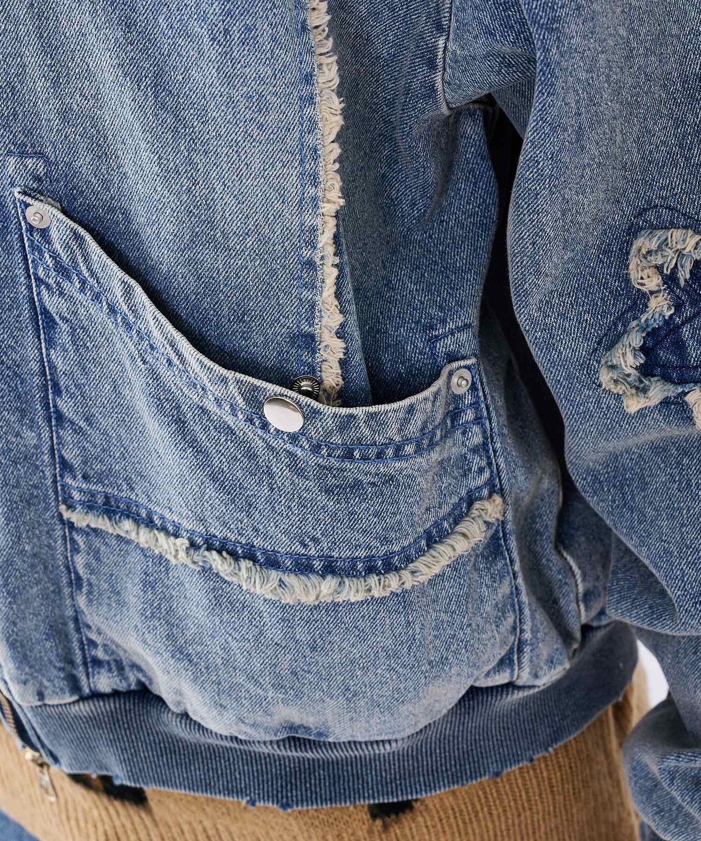 クロスフリンジZIPパーカー