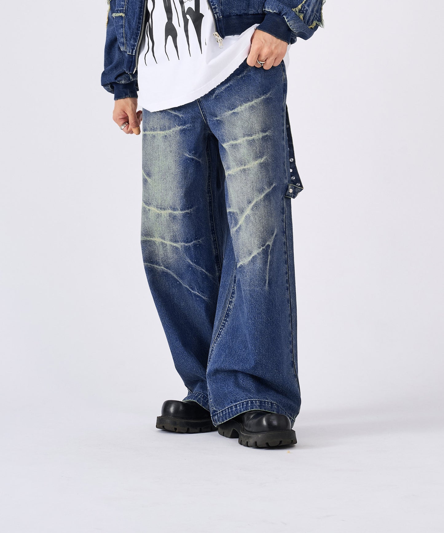 デザインバギーパンツ