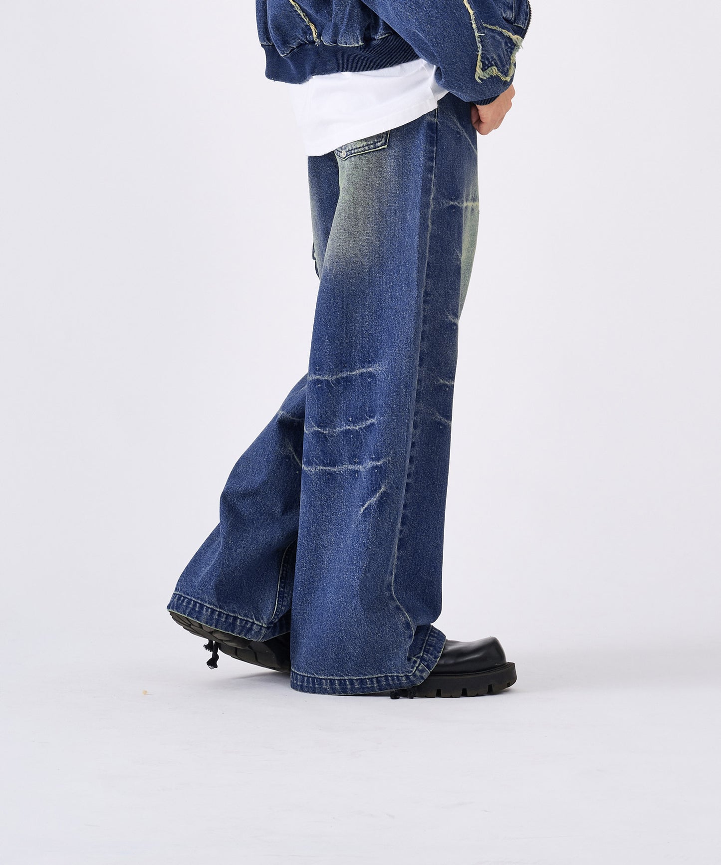 デザインバギーパンツ