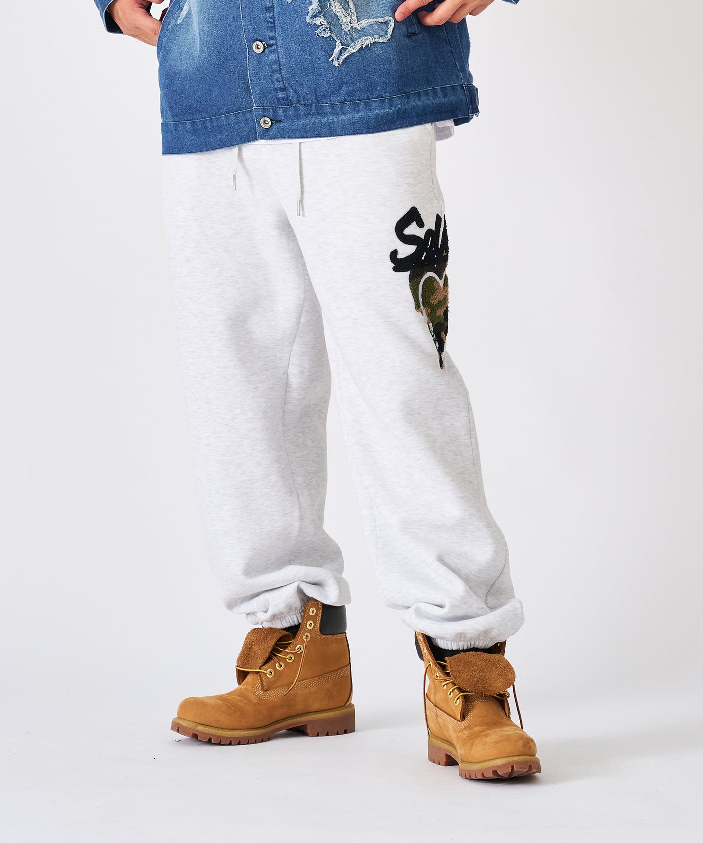 ハートサガラ刺繍パンツ