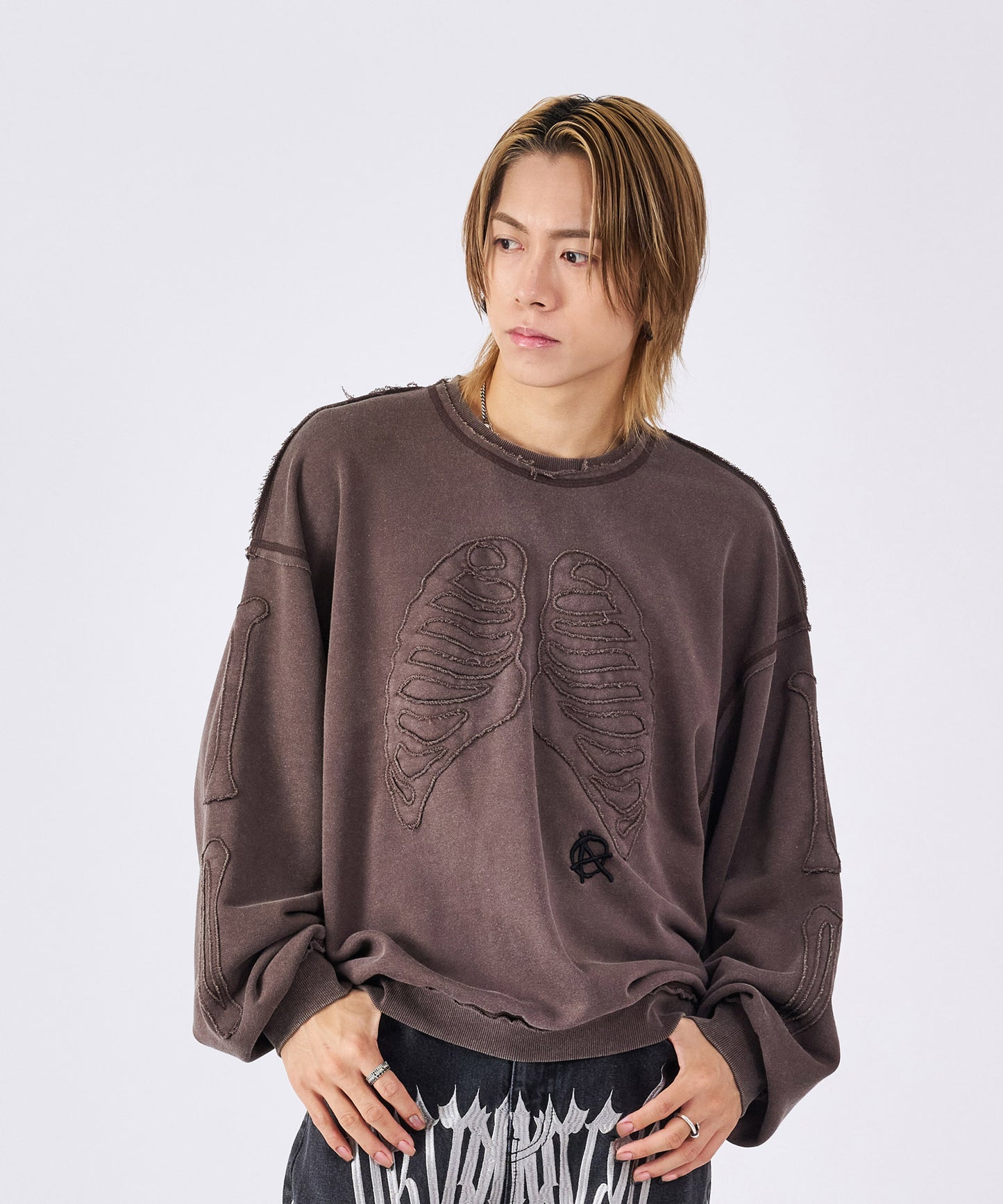 ボーンアップリケトレーナー