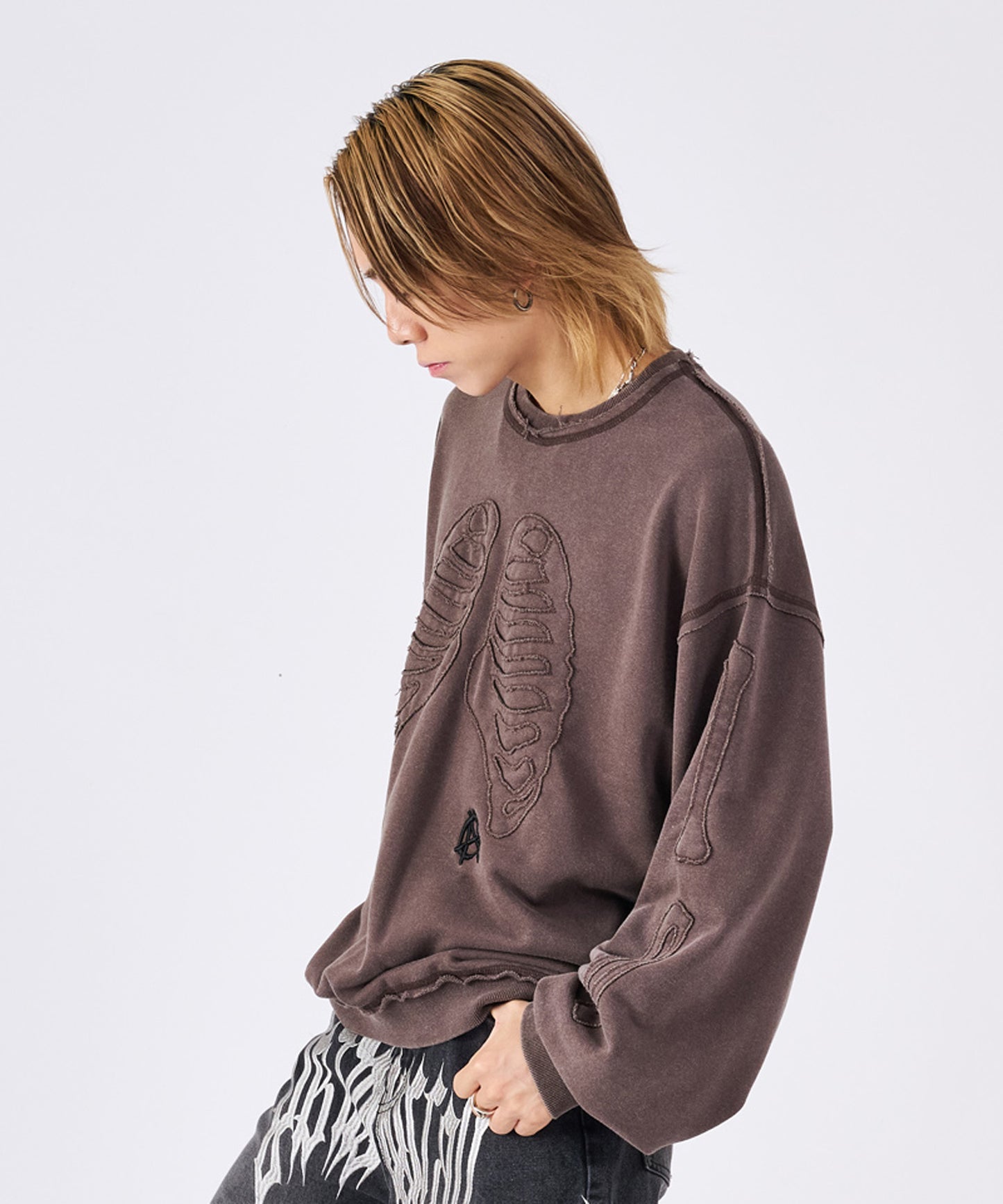 ボーンアップリケトレーナー