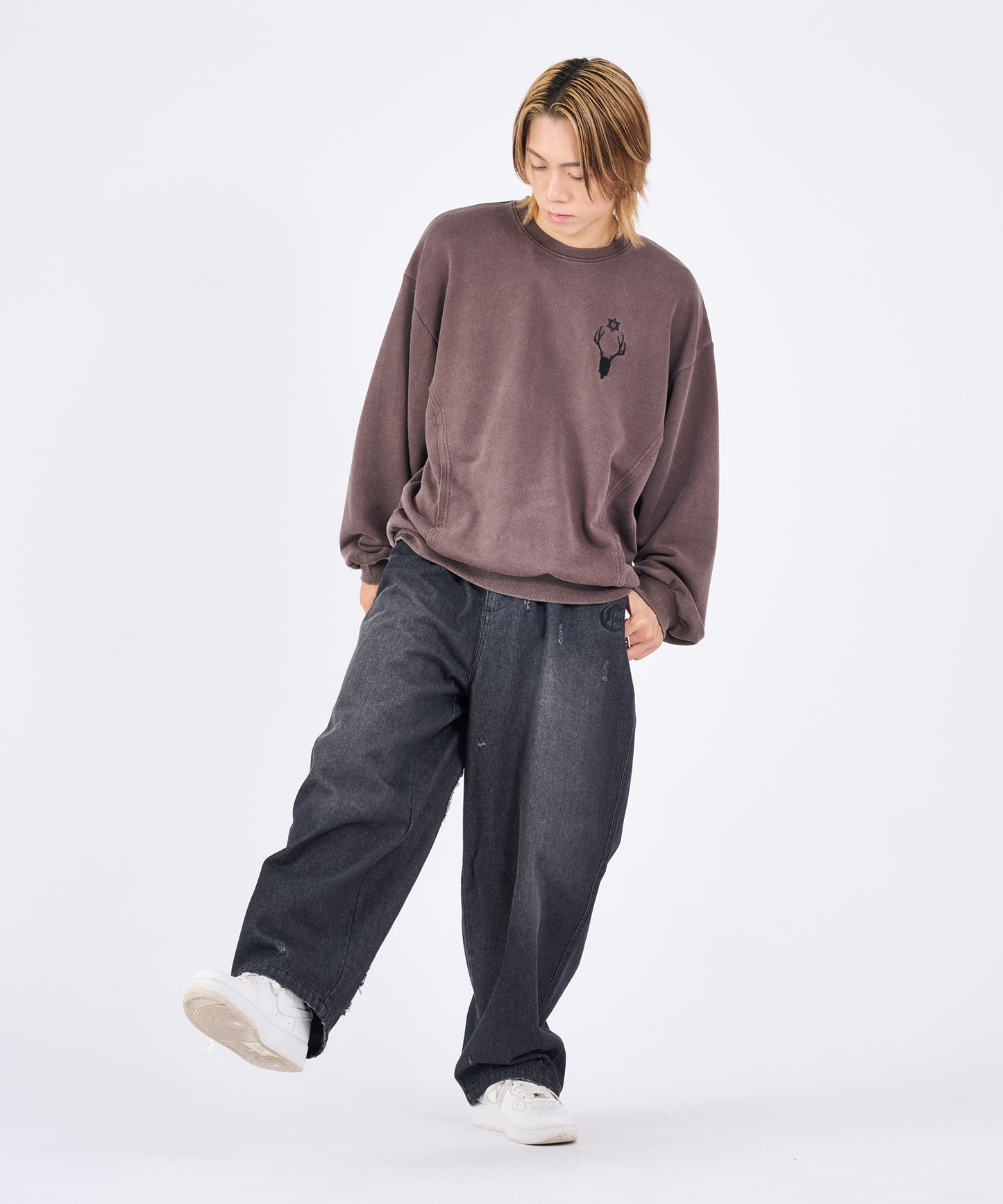 スカルアートアップリケカットオフトレーナー