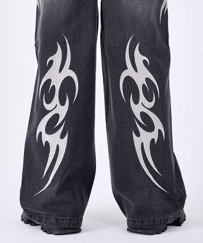 トライバル刺繍デニムバギーパンツ