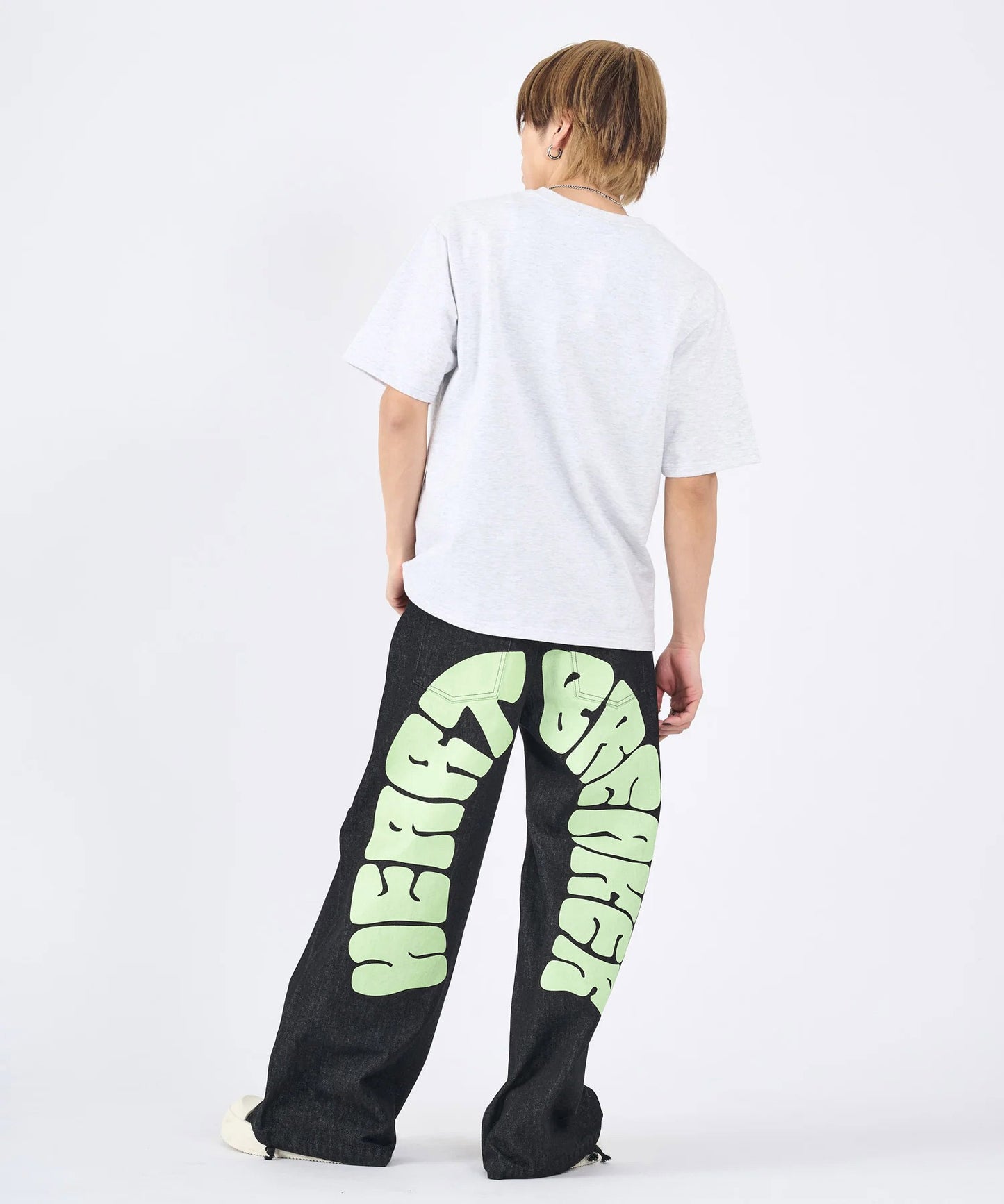 バックアーチロゴデニムパンツ