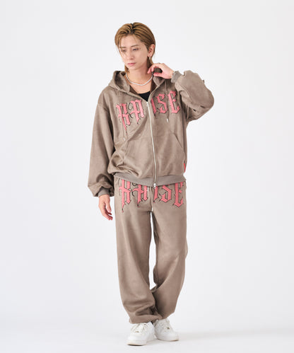 カットスエード　サガラ刺繍セットアップ