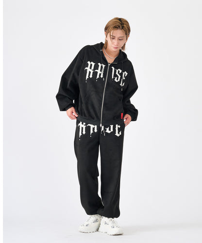 カットスエード　サガラ刺繍セットアップ