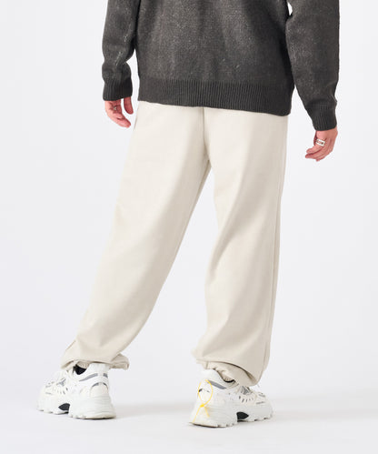 カットスエード　サガラ刺繍パンツ