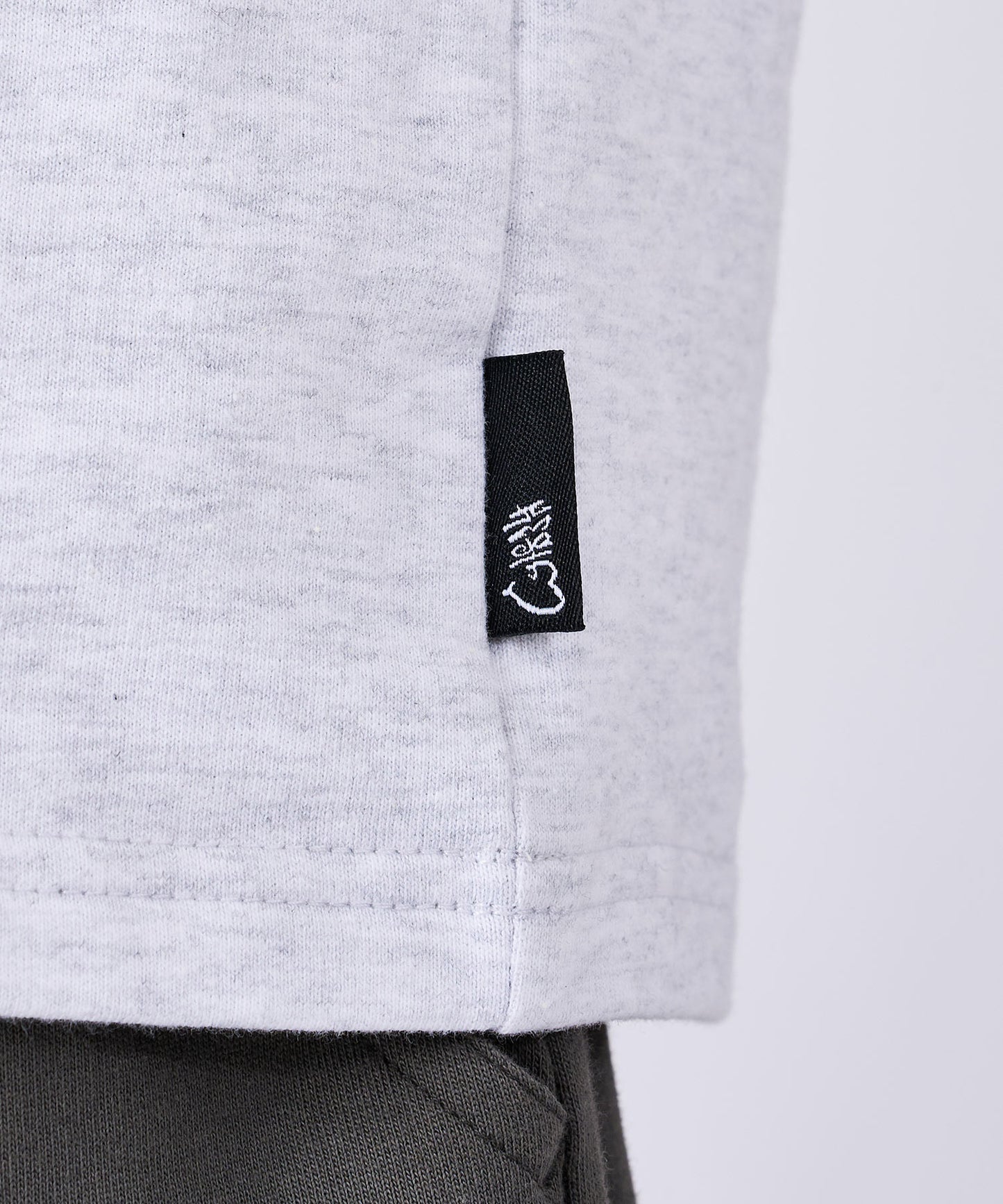 ハートワンポイントロゴ刺繍セットアップ