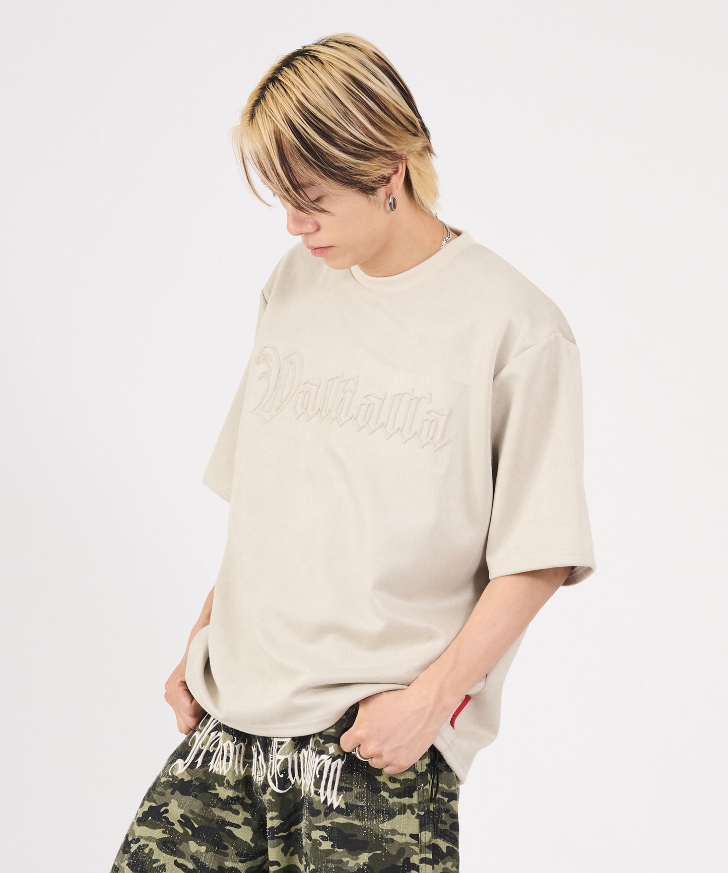 カットスエード　クロスエンボス半袖Tee