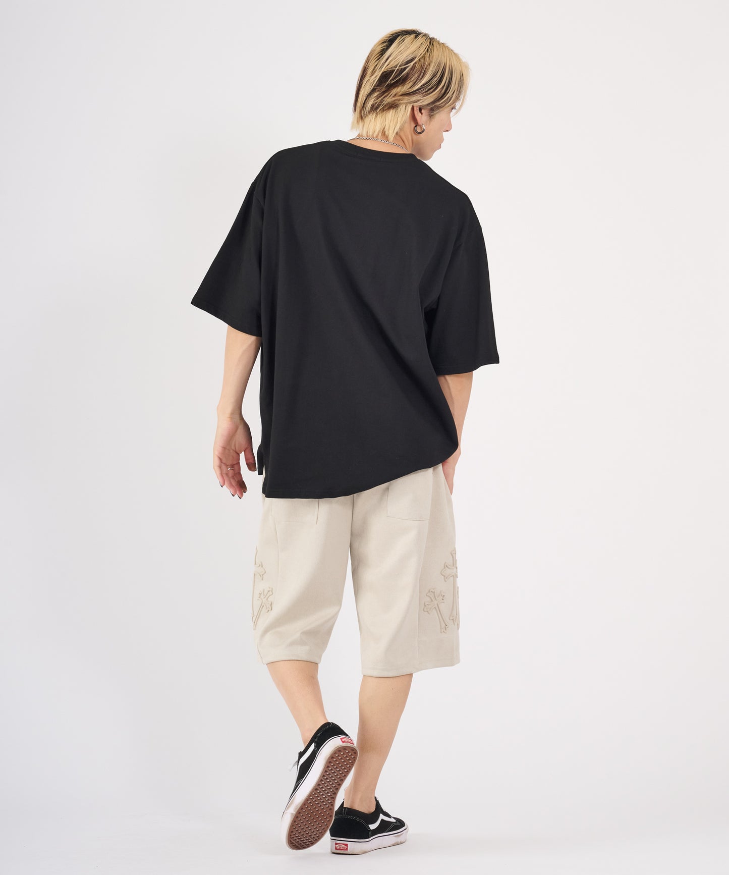カットスエード　クロスエンボスショートパンツ