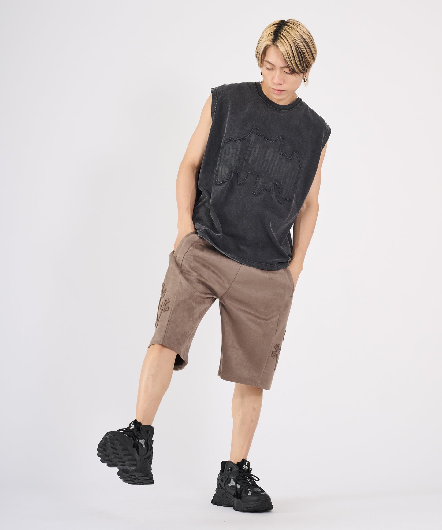 カットスエード　クロスエンボスショートパンツ