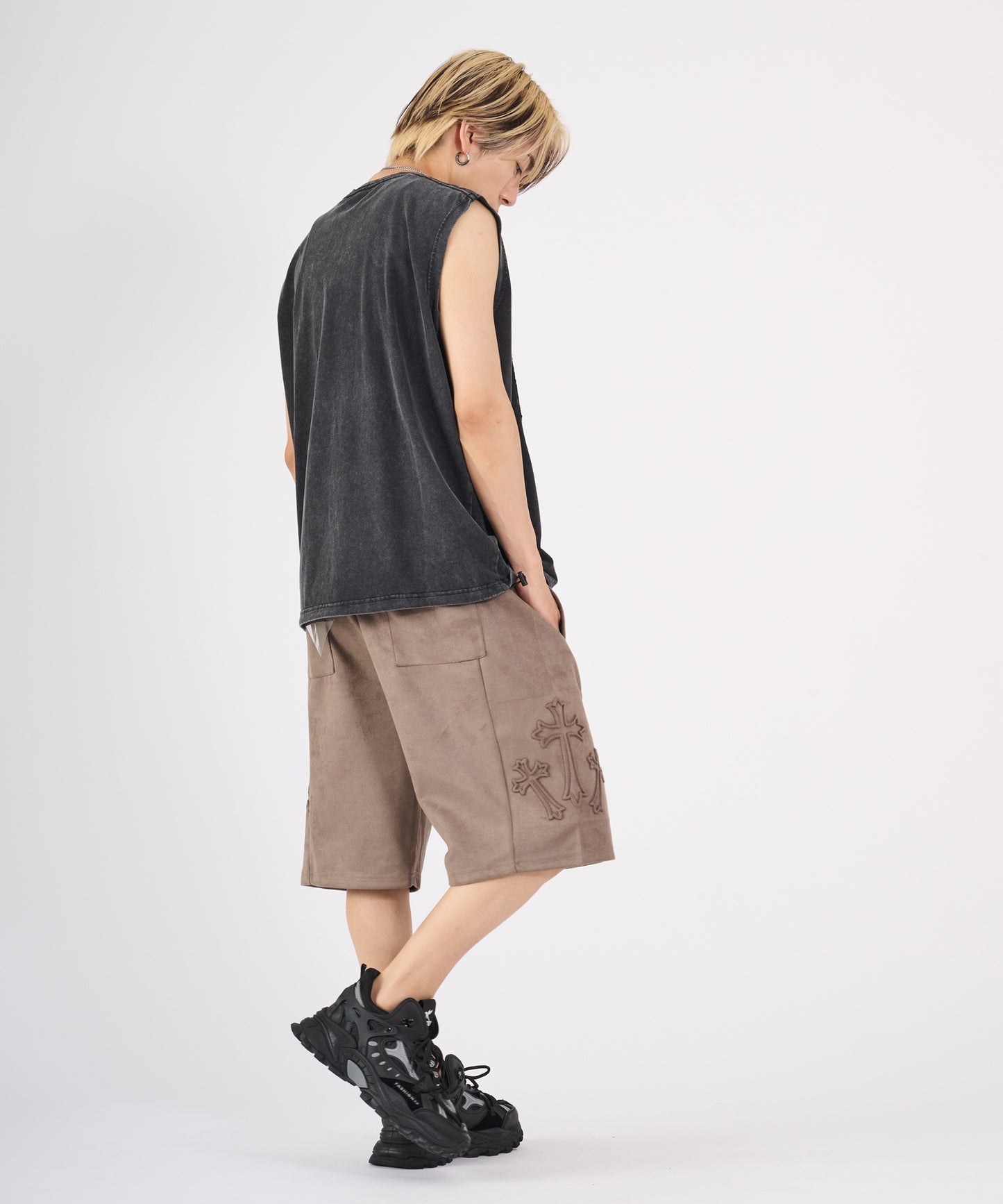 カットスエード　クロスエンボスショートパンツ