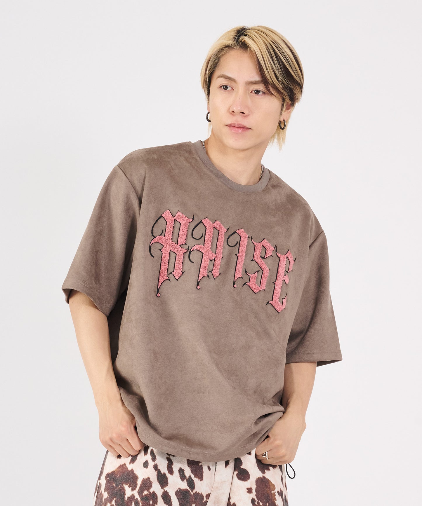 カットスエード　サガラ刺繍半袖Tシャツ