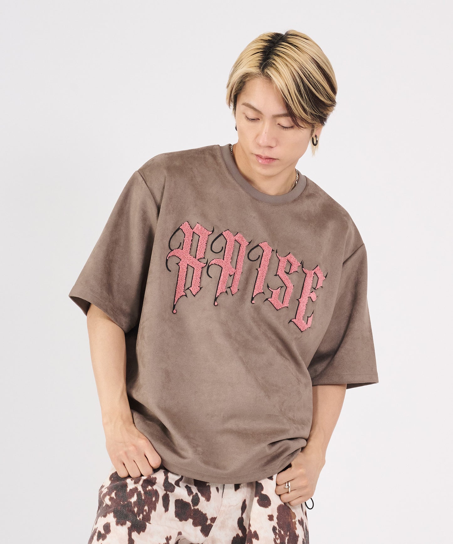 カットスエード　サガラ刺繍半袖Tシャツ