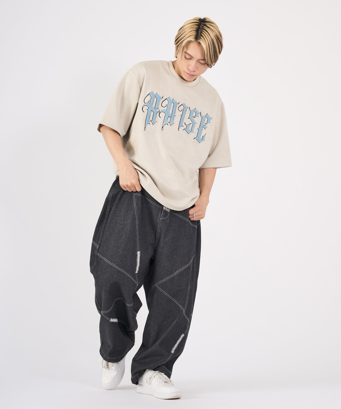 カットスエード　サガラ刺繍半袖Tシャツ