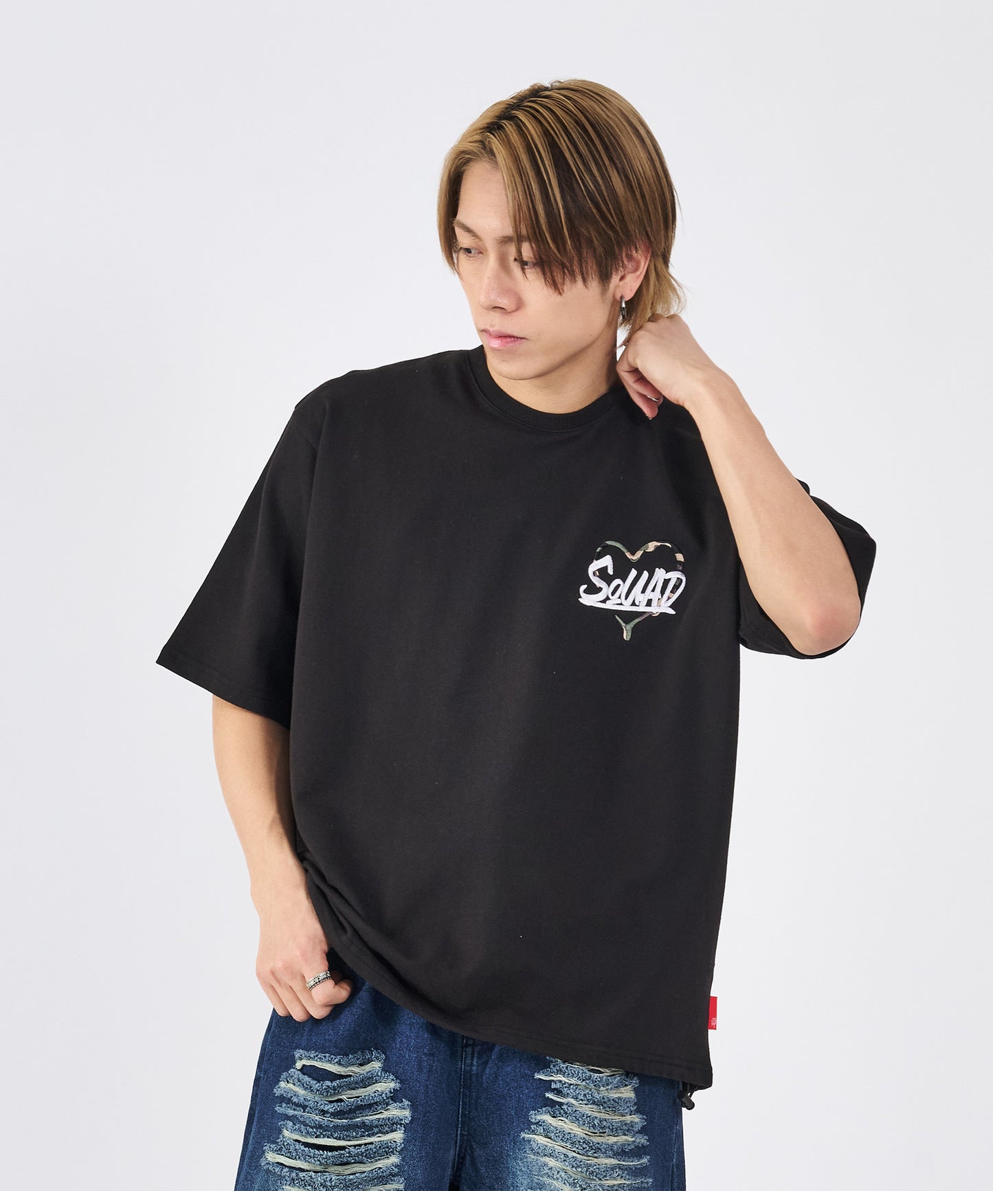 ハートサガラ刺繍半袖Tee