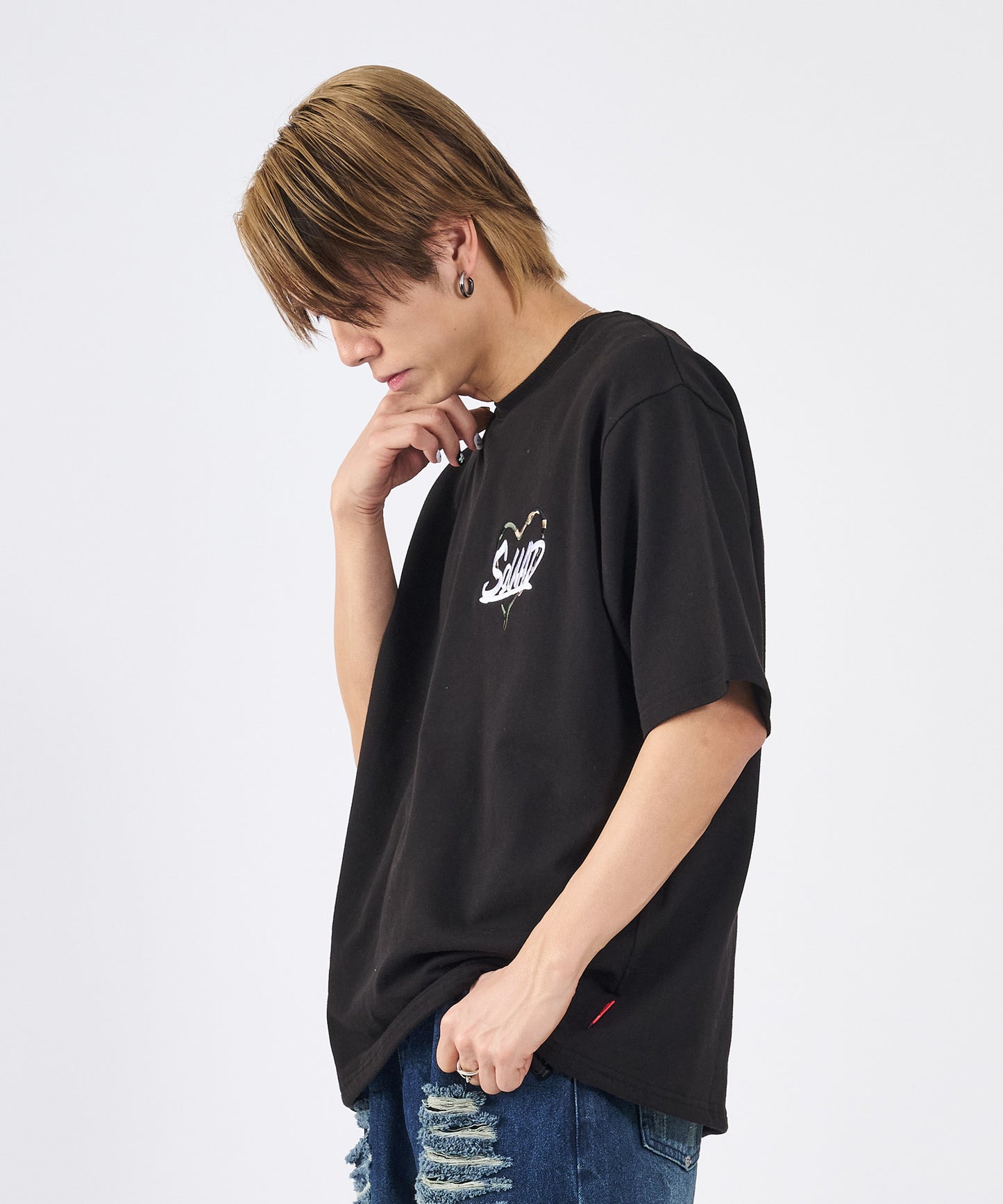 ハートサガラ刺繍半袖Tee