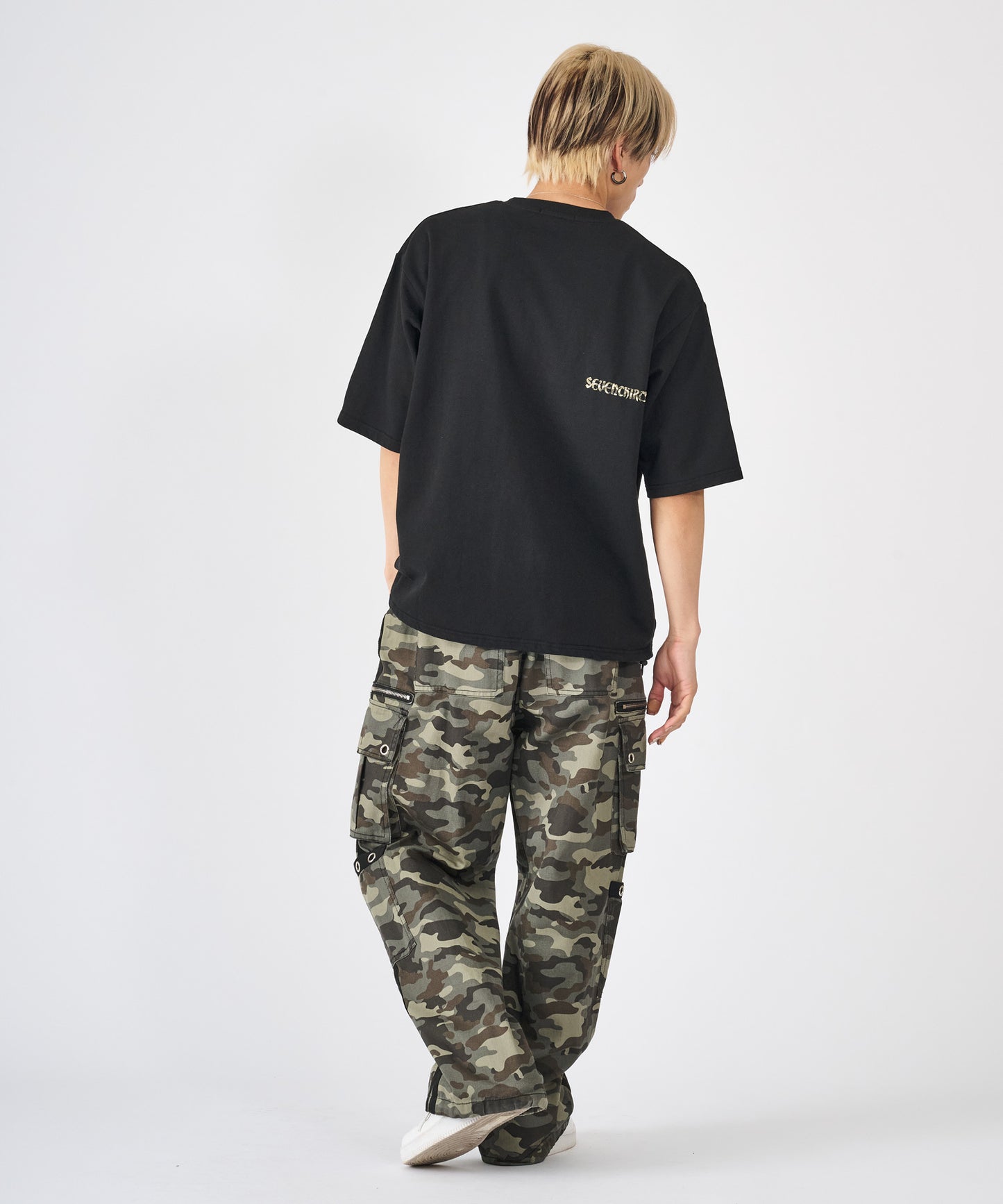 カモフラ発泡プリント半袖Tシャツ