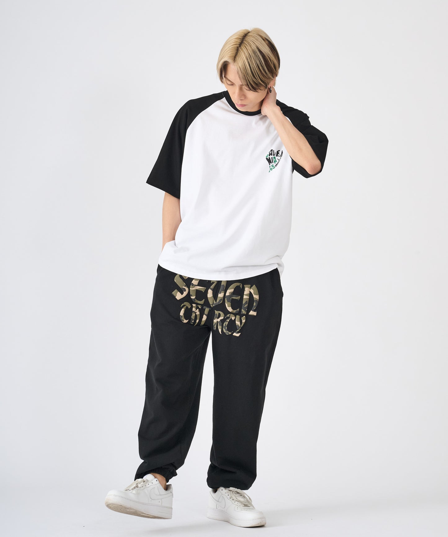 カモフラ発泡プリントスウェットパンツ