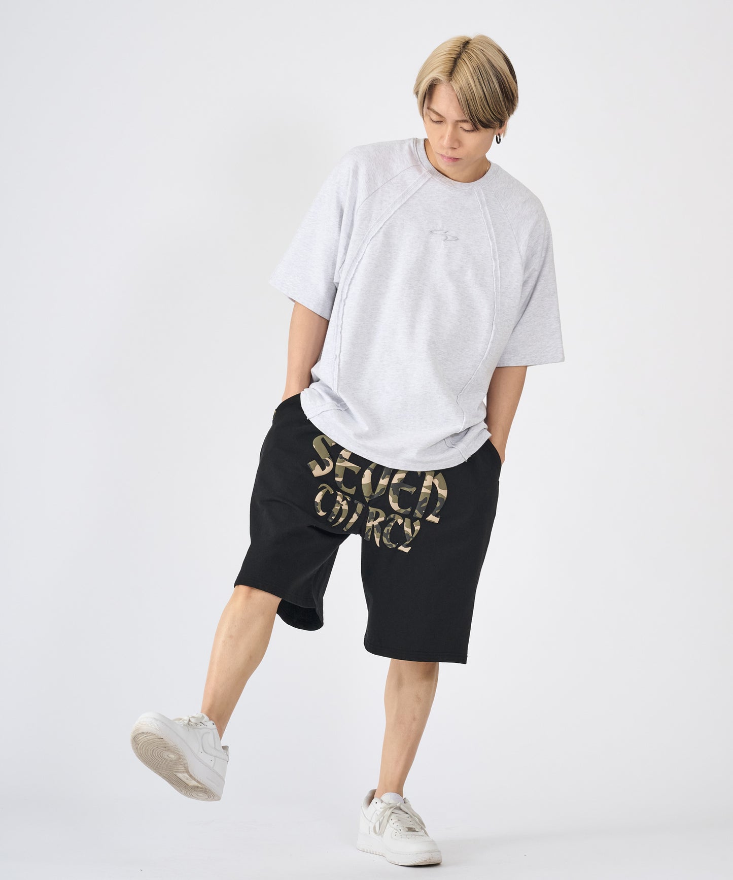 カモフラ発泡プリントショートパンツ
