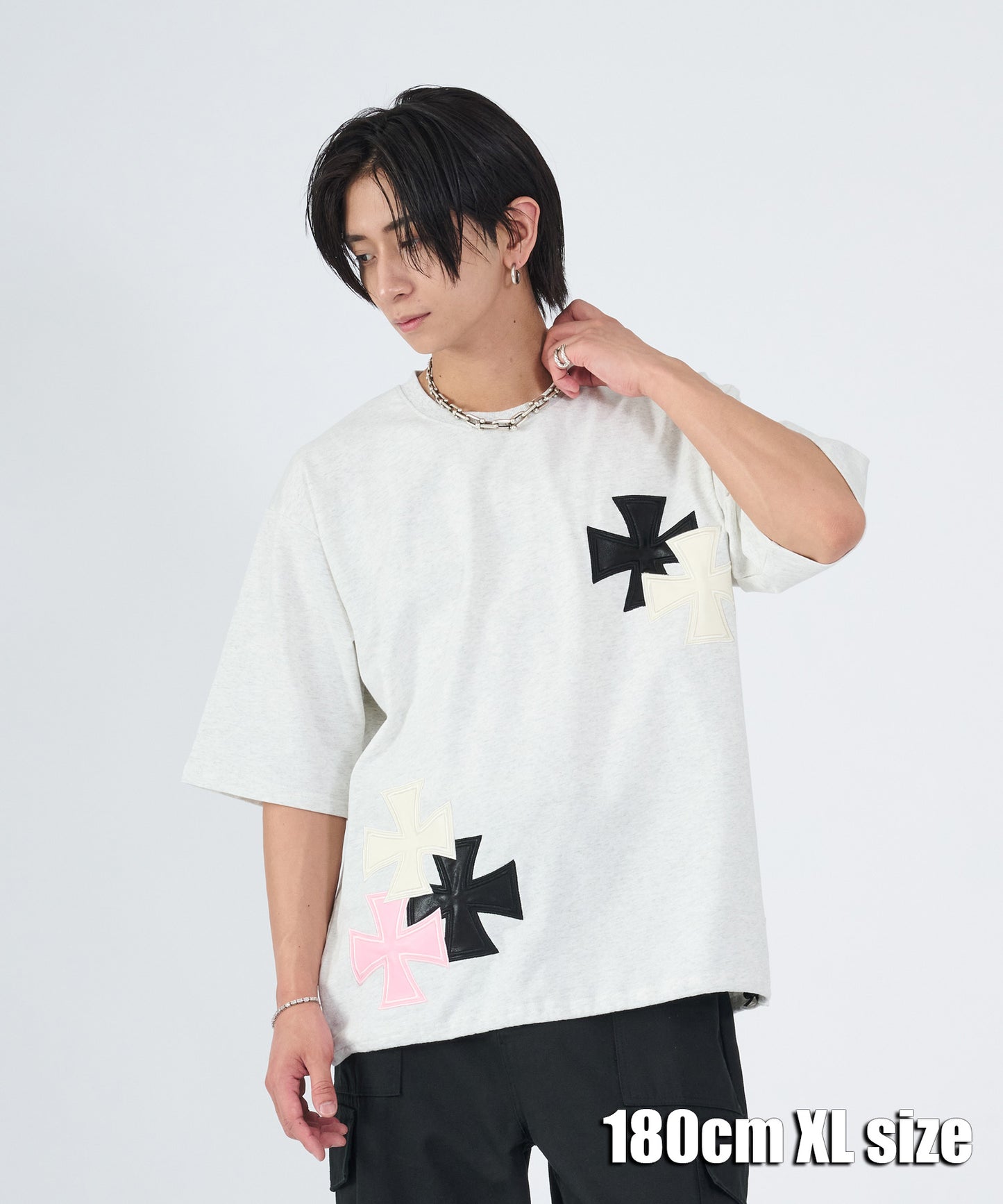 アイアンクロスPUアップリケ半袖Tシャツ