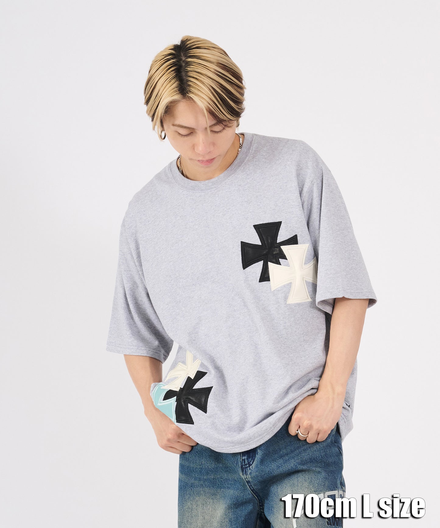 アイアンクロスPUアップリケ半袖Tシャツ