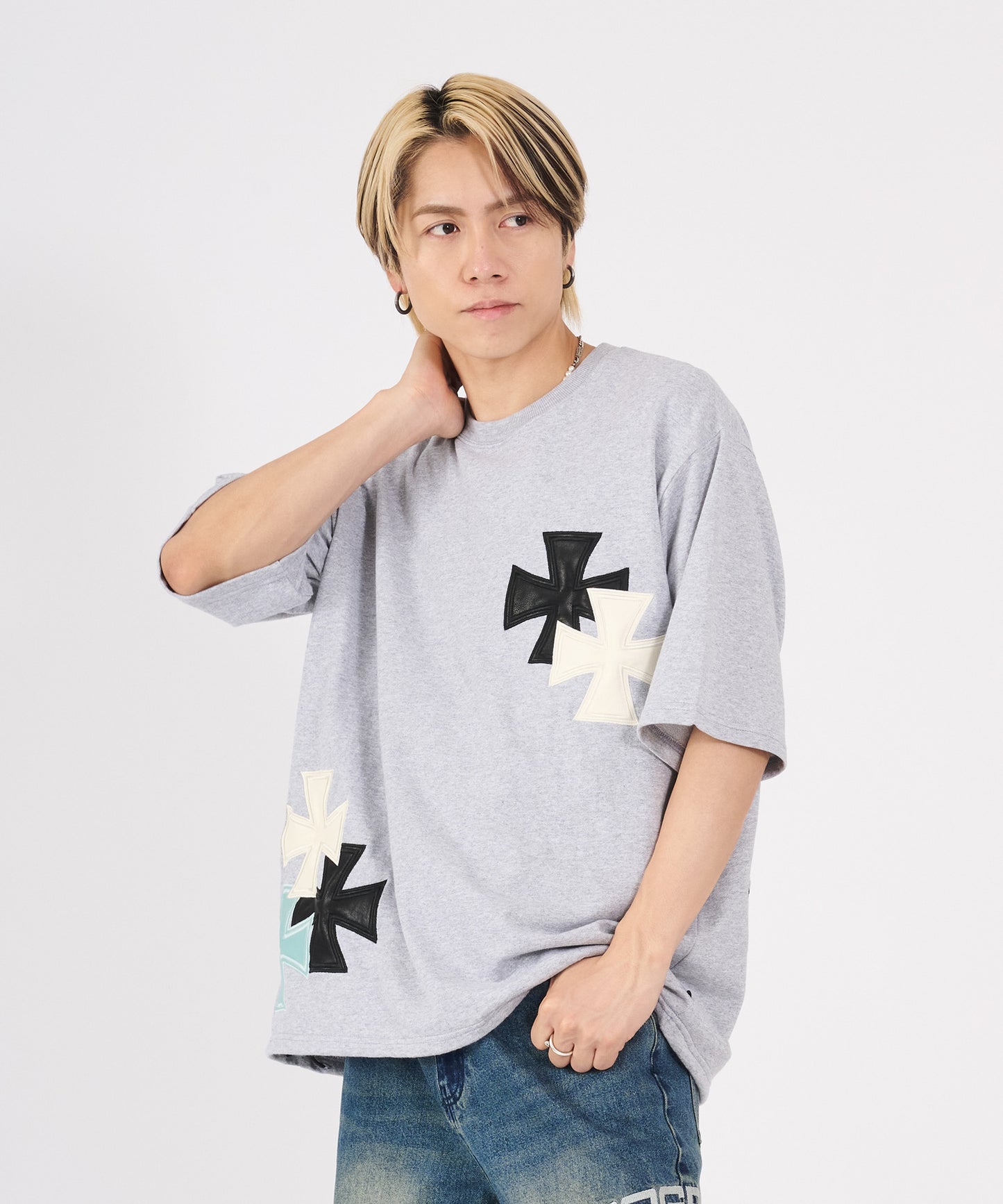 アイアンクロスPUアップリケ半袖Tシャツ