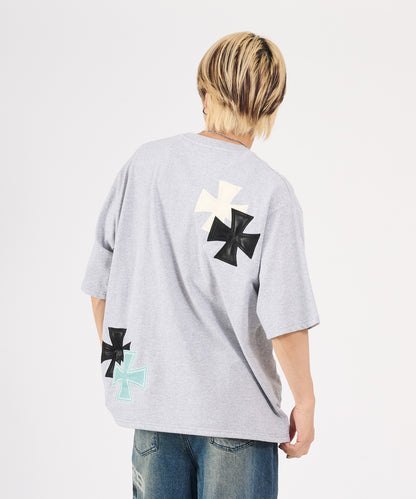 アイアンクロスPUアップリケ半袖Tシャツ