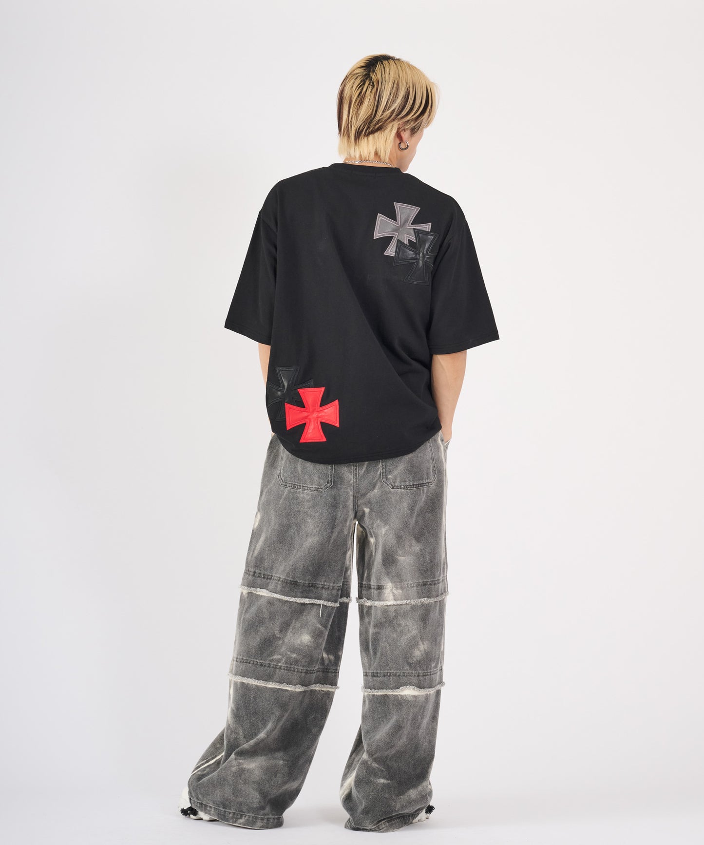 アイアンクロスPUアップリケ半袖Tシャツ