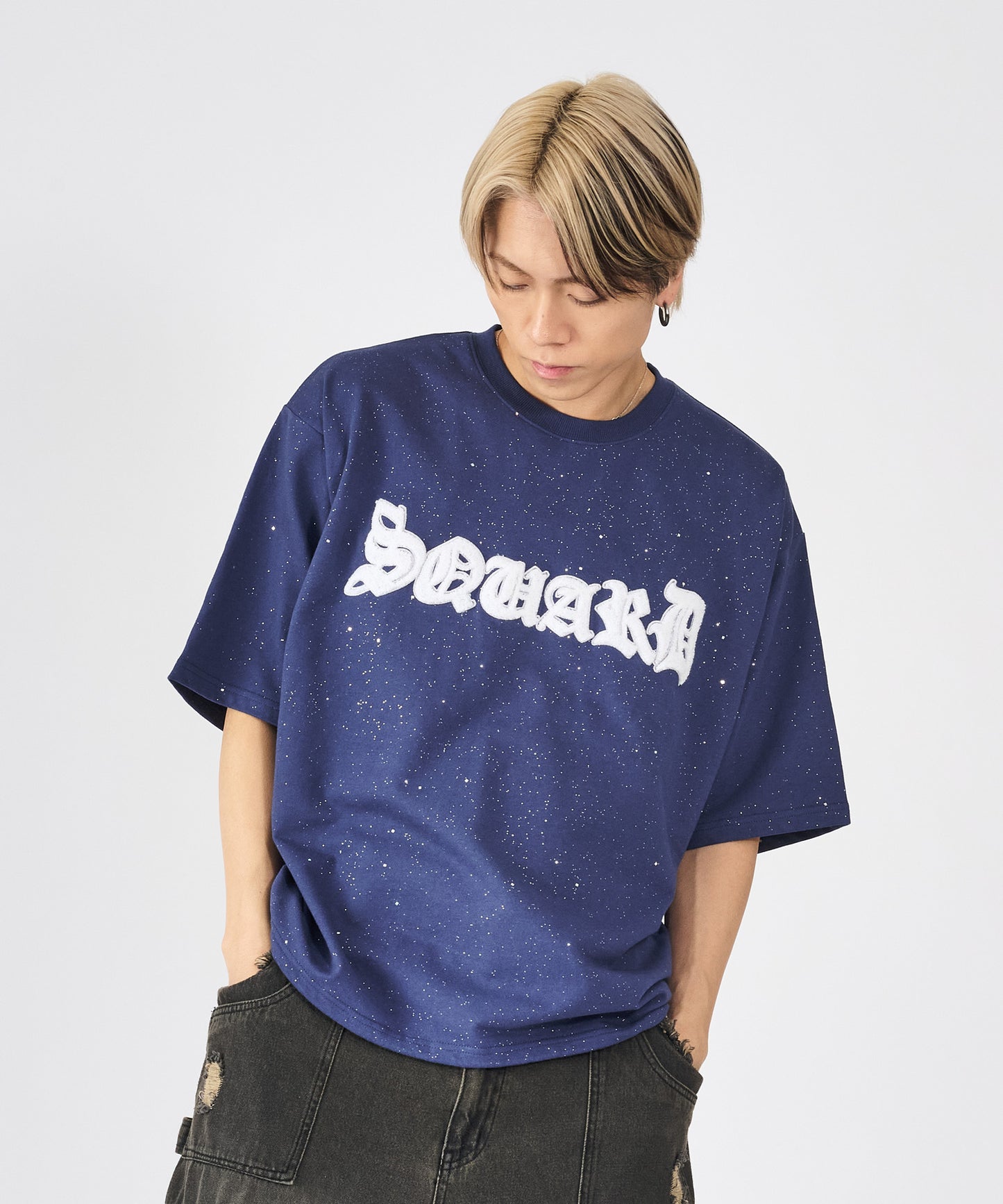 グリッターラメサガラ刺繍半袖Tシャツ