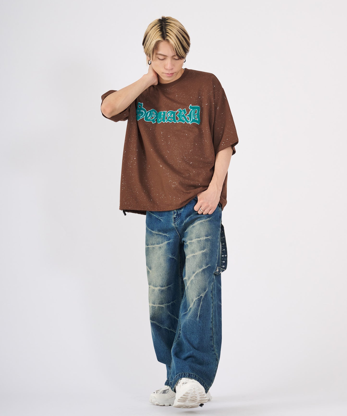 グリッターラメサガラ刺繍半袖Tシャツ