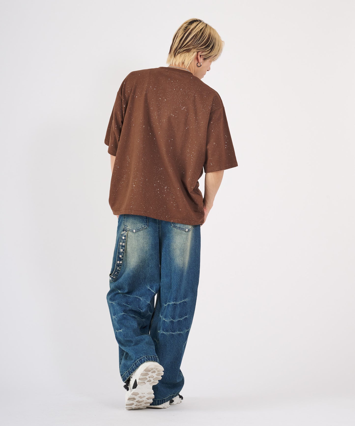 グリッターラメサガラ刺繍半袖Tシャツ