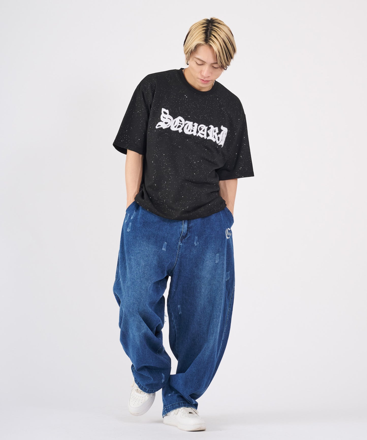 グリッターラメサガラ刺繍半袖Tシャツ