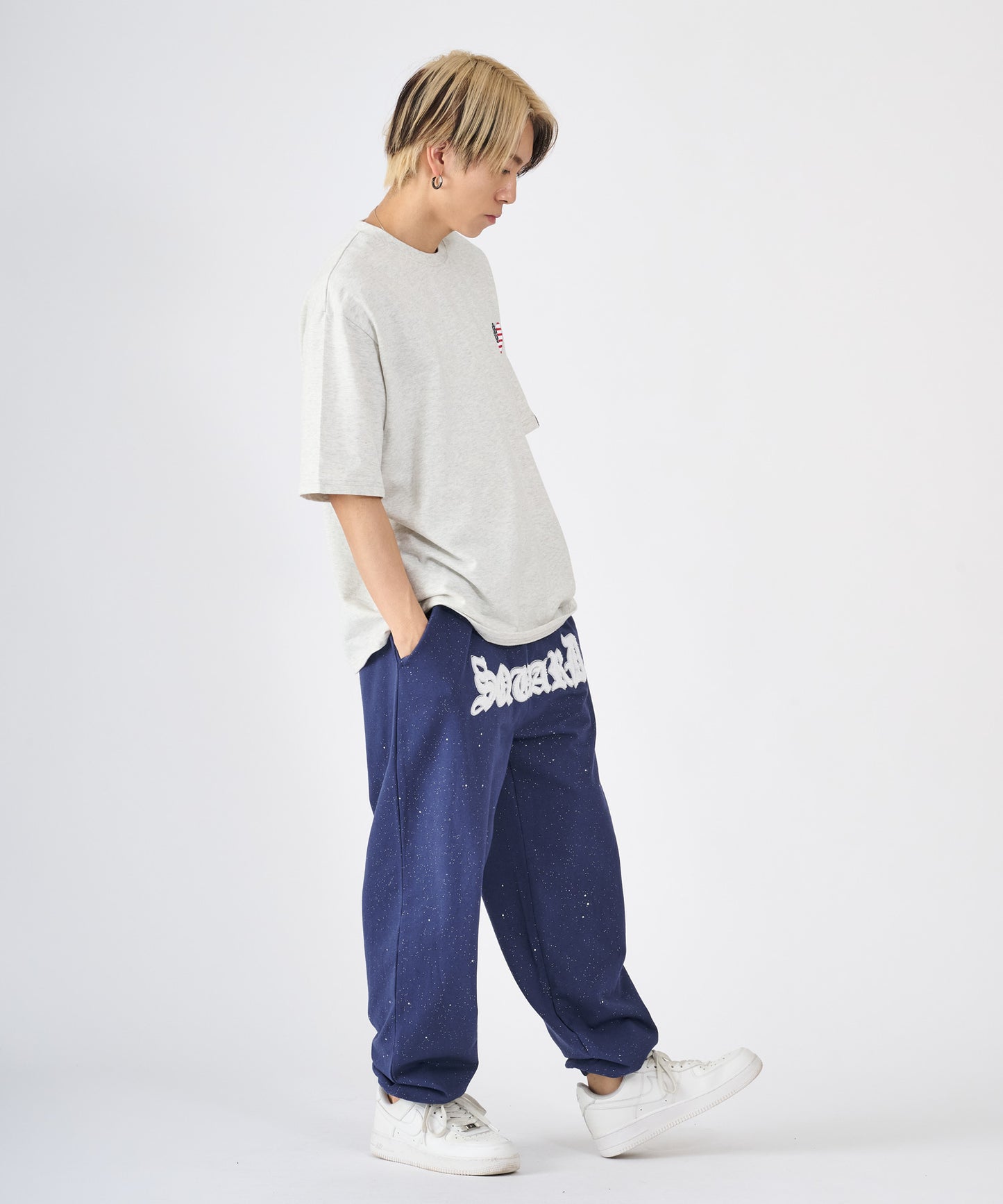 グリッターラメサガラ刺繍スウェットパンツ