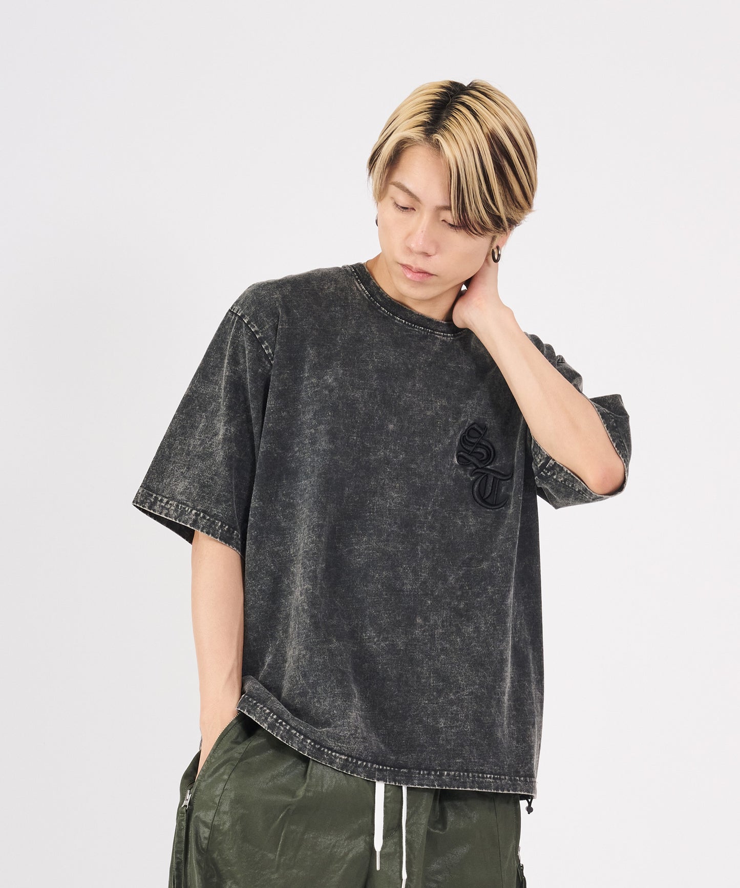 硫化天竺　ロゴアップリケ刺繍半袖Tシャツ