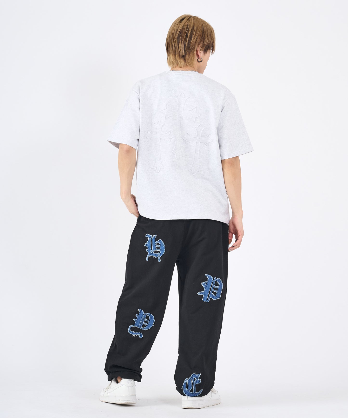 デニムアップリケスウェットパンツ