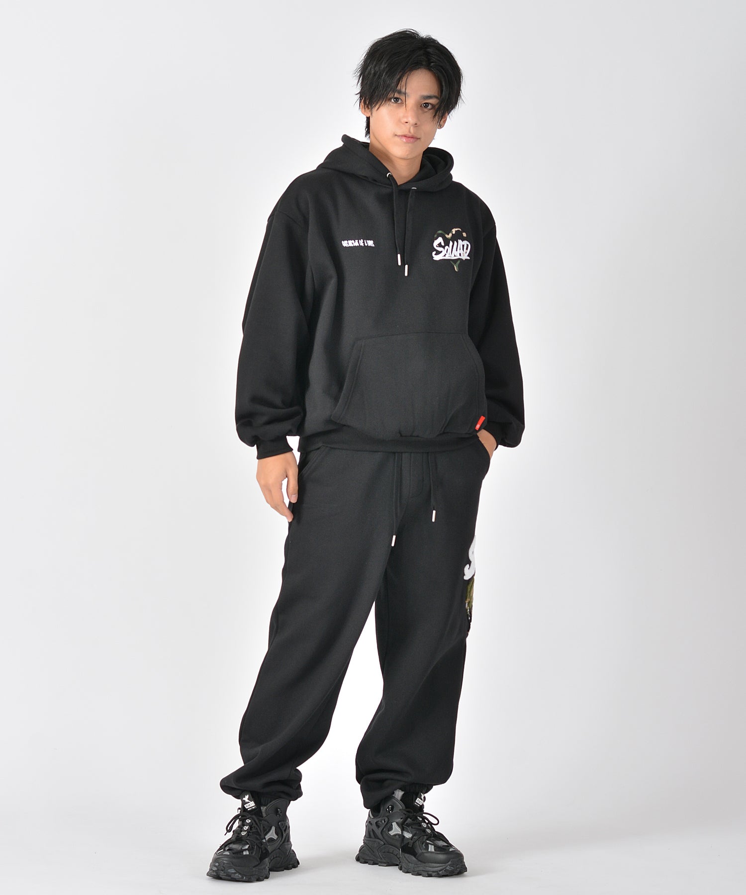 MAG!C☆PRINCEコラボ】ハートサガラ刺繍セットアップ – REGIEVO